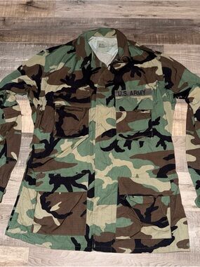 U.S. Army Woodland medium long Camo Field Jacket - Military Green